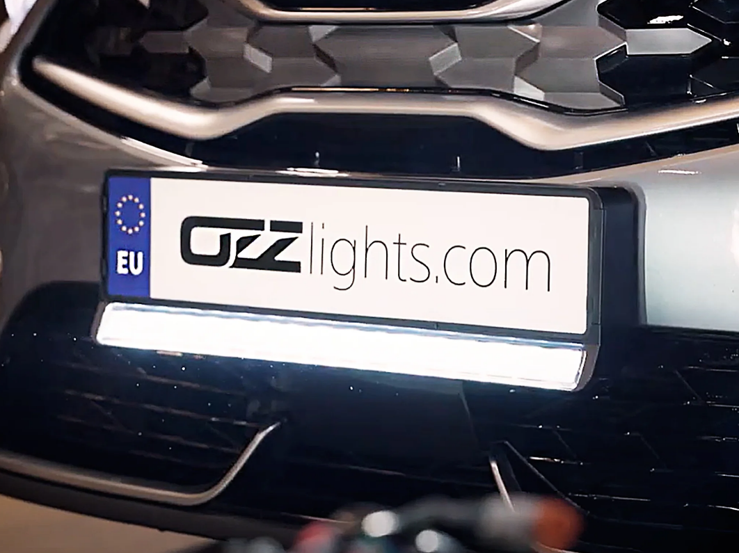 OZZ LP1 LED Extraljusramp - Svart/Vit
